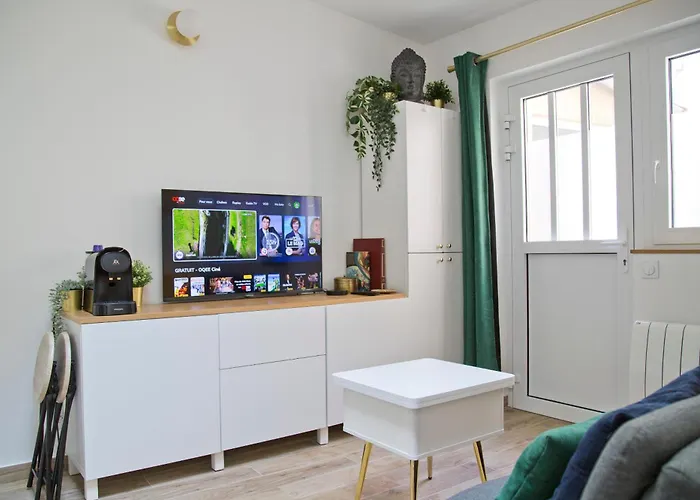 شقة Constance - Heritage Saint-germain Courtyard Hideaway *